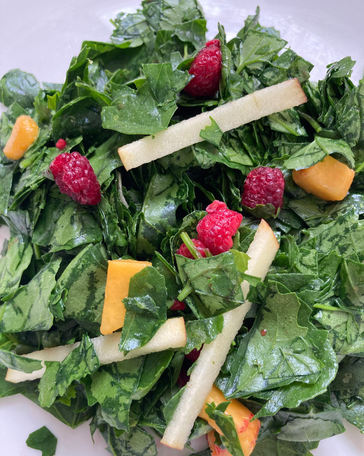 wild spinach salad with fruit